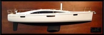 Bavaria Vision 46 half model with deck details