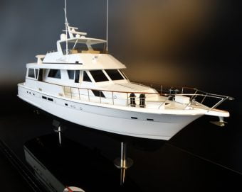 Hatteras 72 custom model