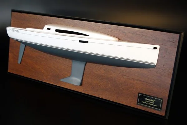 J 112 E Custom half hull flush deck with cabin