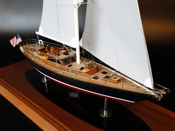 Hinckley Sou Wester 70 custom model