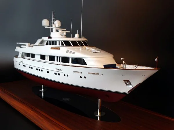 Feadship 120 custom model