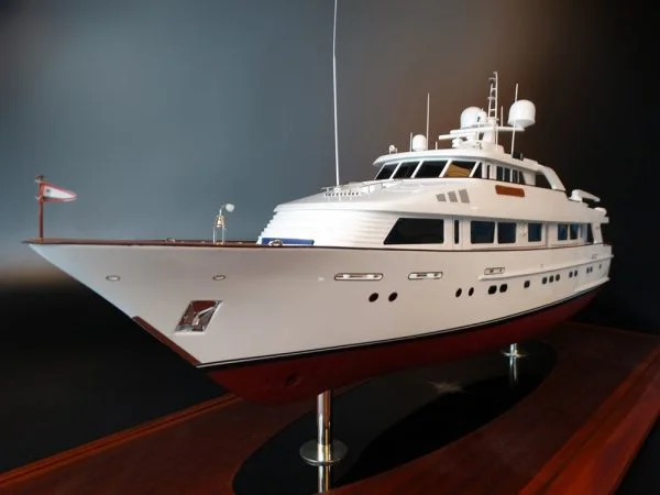 Feadship 120 custom model