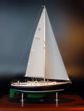 Tartan 37 custom model