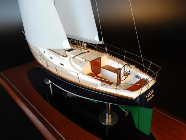Tartan 37 custom model