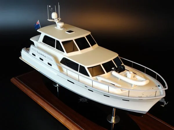 Elite 15,2 custom model