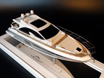 Azimut 55S custom model