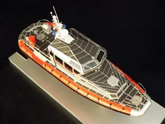Safe 33 Full Cabin Inboard