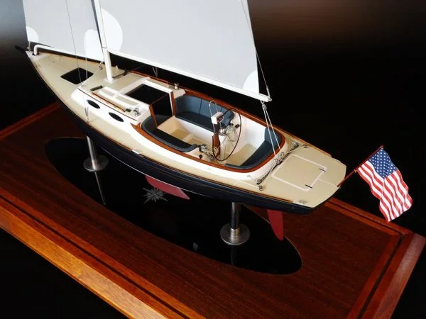 Alerion Express 30 custom model