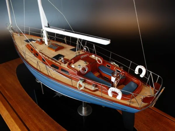 Hinckley Sou'Wester 52 custom model