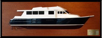 Hatteras 80 Sport Deck half model