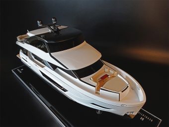 Ocean Alexander 84R custom model
