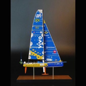 Volvo Ocean Race 70 - Brasil 1 - 2005-2006 desk model