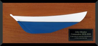 Bull's Eye 15 flush deck half hull