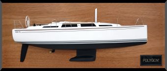 Hanse 345 custom half model with deck details