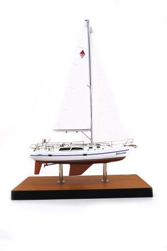 Catalina 36 MKII custom desk model