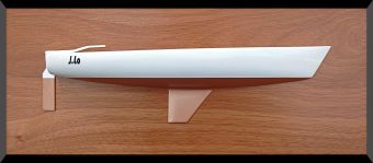 J 22 JBoats flushdeck half hull