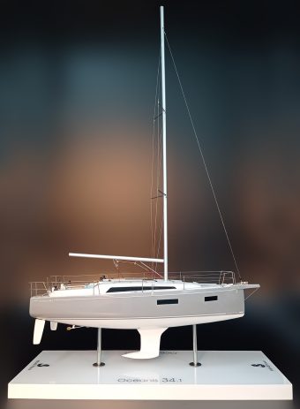 Beneteau Oceanis 34.1 custom model